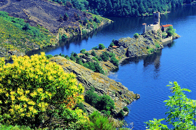 Château et Île de Grangent