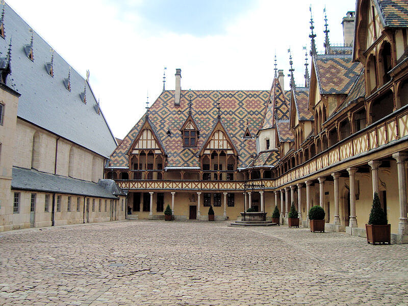 Les Hospices de Beaune ou Hôtel-Dieu de Beaune