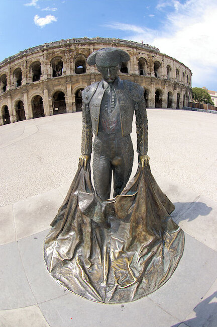 Les Arènes de Nîmes (l'amphithéâtre) Les Arènes de Nîmes (l'amphithéâtre)