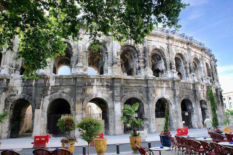 Les Arènes de Nîmes Les Arènes de Nîmes