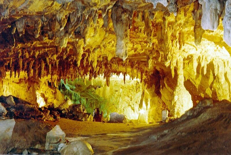 Grotte de Lombrives