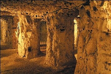 Grottes de Naours Grottes de Naours