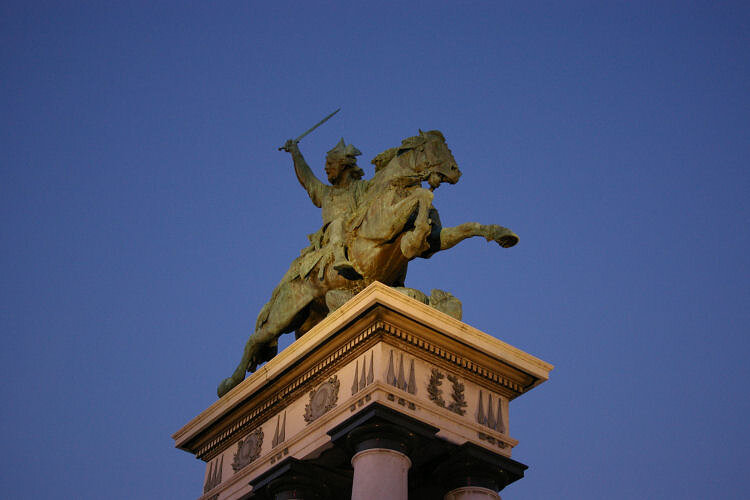 Place de Jaude - statue de Vercingétorix