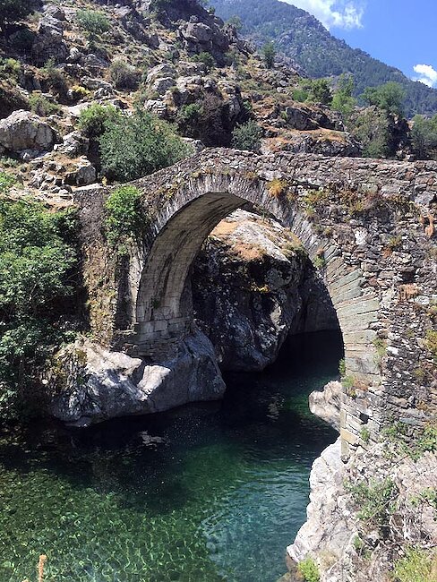 Pont génois d'Asco