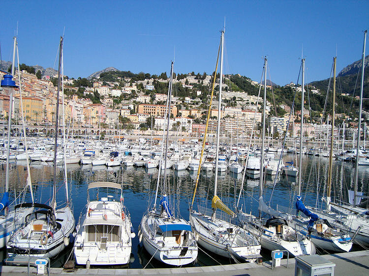 Vieux port de Menton