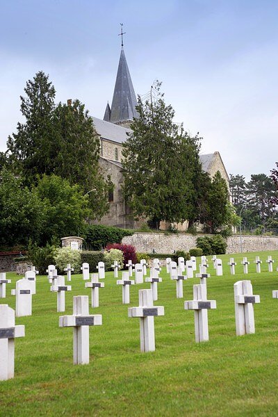 Cimetière Militaire Français du Prieuré de Binson Cimetière Militaire Français du Prieuré de Binson