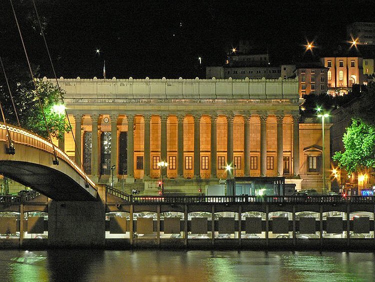 Palais de Justice la nuit - Lyon Palais de Justice la nuit - Lyon