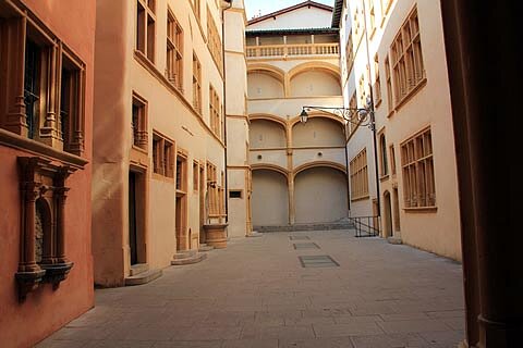 Grande cour - Musées Gadagne Grande cour - Musées Gadagne