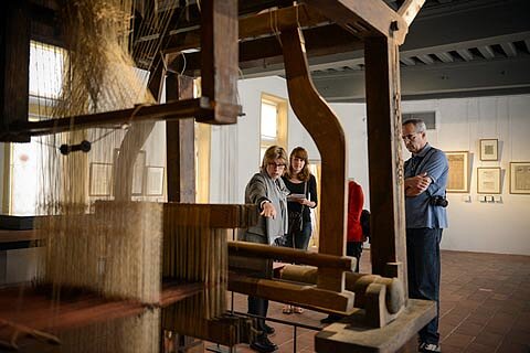 Espace de la Soie - Musées Gadagne Espace de la Soie - Musées Gadagne