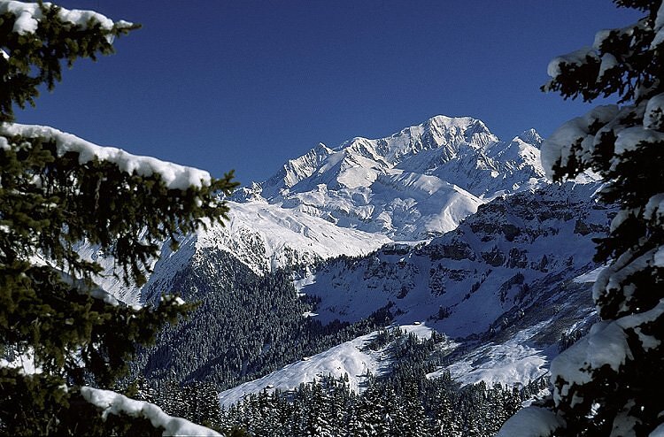 Montagne enneigée - Arêches Beaufort
