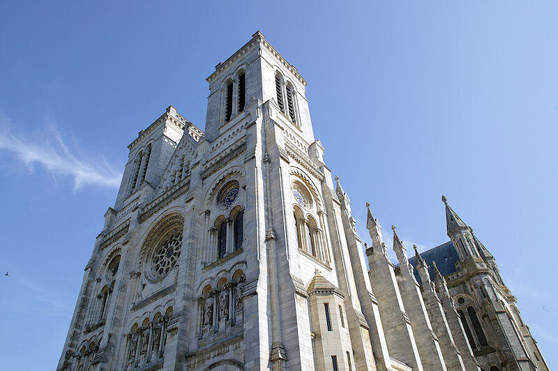 Basilique Saint-Donatien et Saint-Rogatien