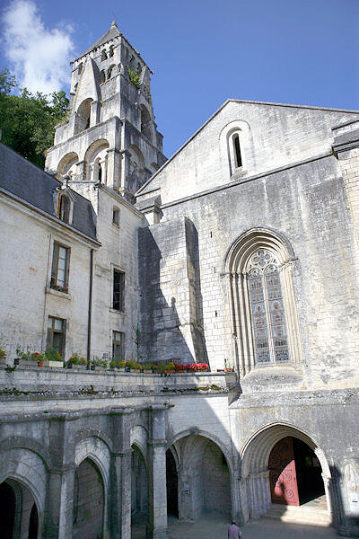Abbaye Saint-Pierre de Brantôme Abbaye Saint-Pierre de Brantôme