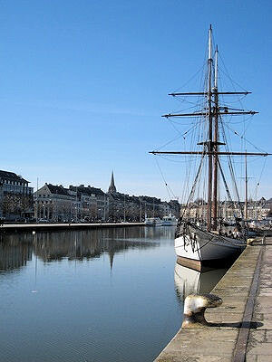 Canal de Caen à la mer