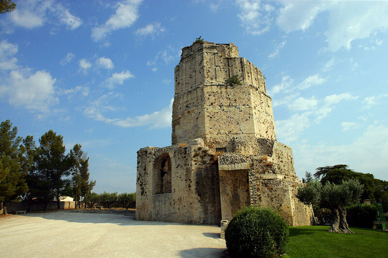 La Tour Magne