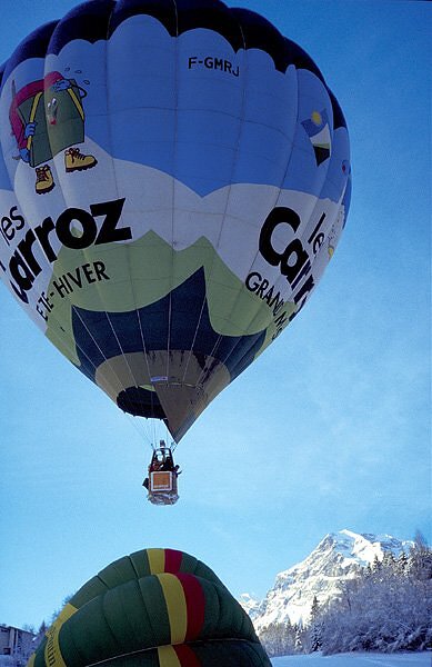 Montgolfière en hiver - Les Carroz