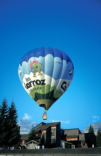 Montgolfière en été - Les Carroz