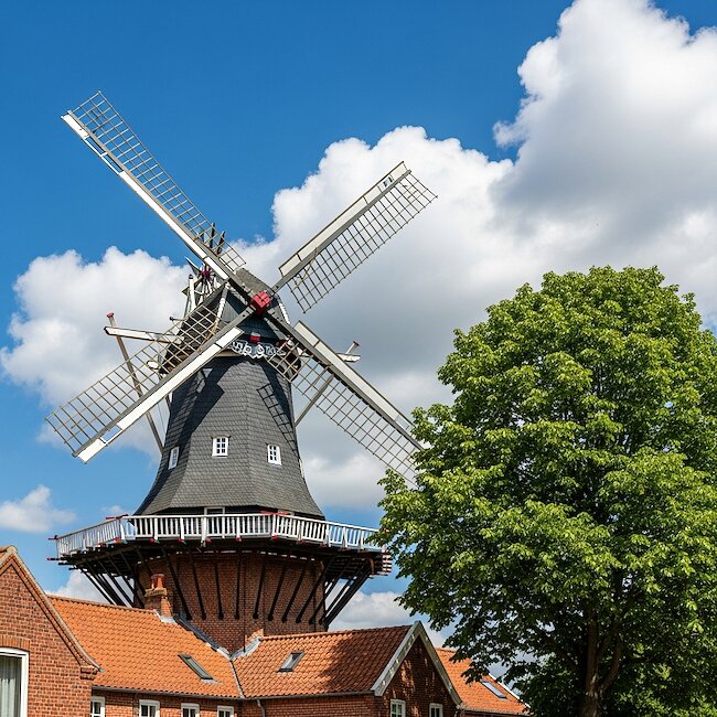 Windmühle in Rysum in Krummhörn Windmühle in Rysum in Krummhörn
