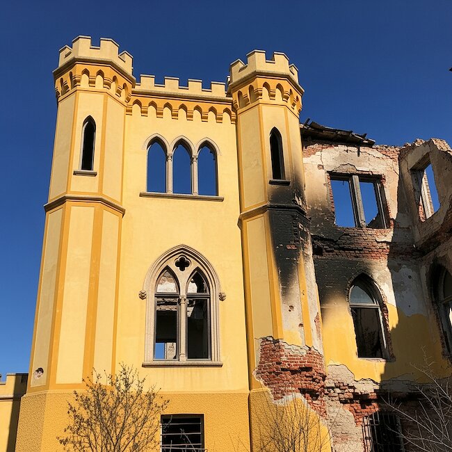 Ruine von Schloss Charlottenthal bei Krakow am See