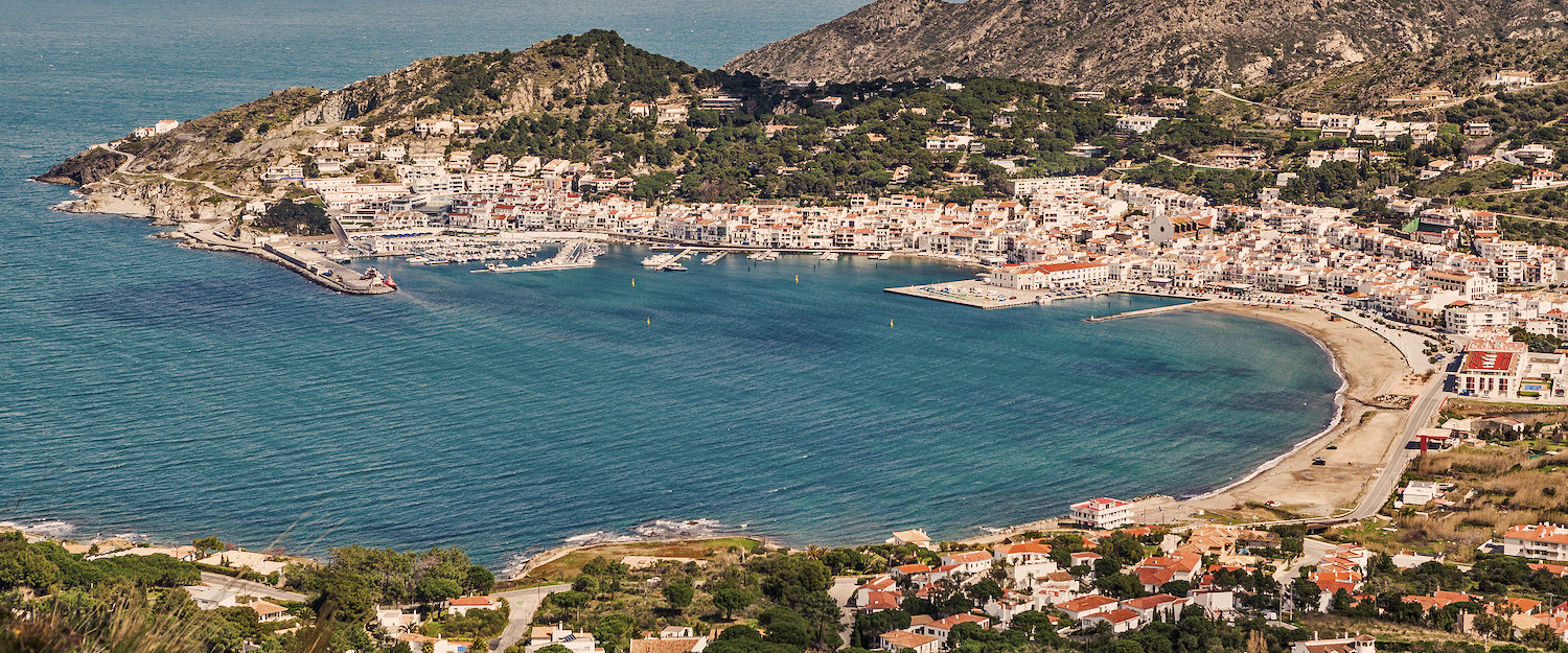 Apartamentos y alquileres vacacionales en Port de la Selva