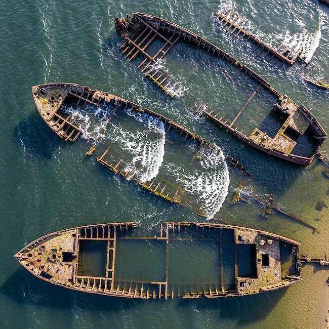 Schiffswracks auf der Halbinsel Bug bei Dranske
