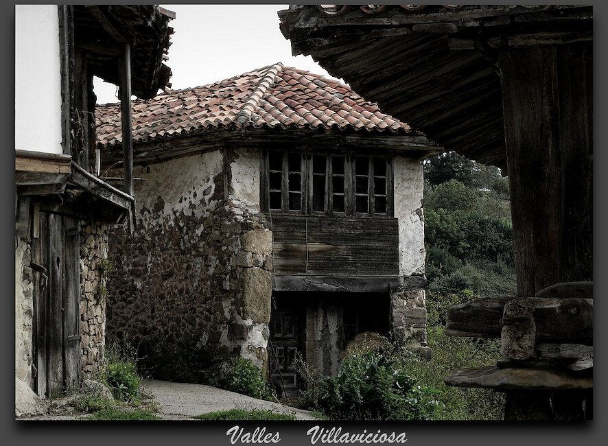 Casas rurales en Miravalles, Asturias