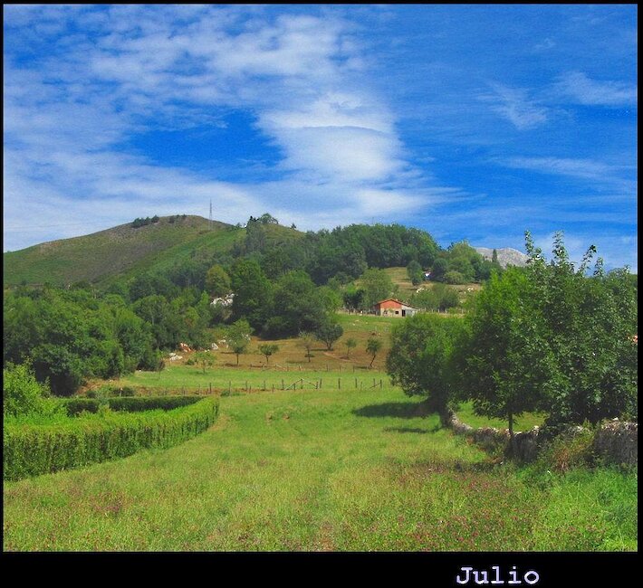 Casas rurales en Santianes, Asturias