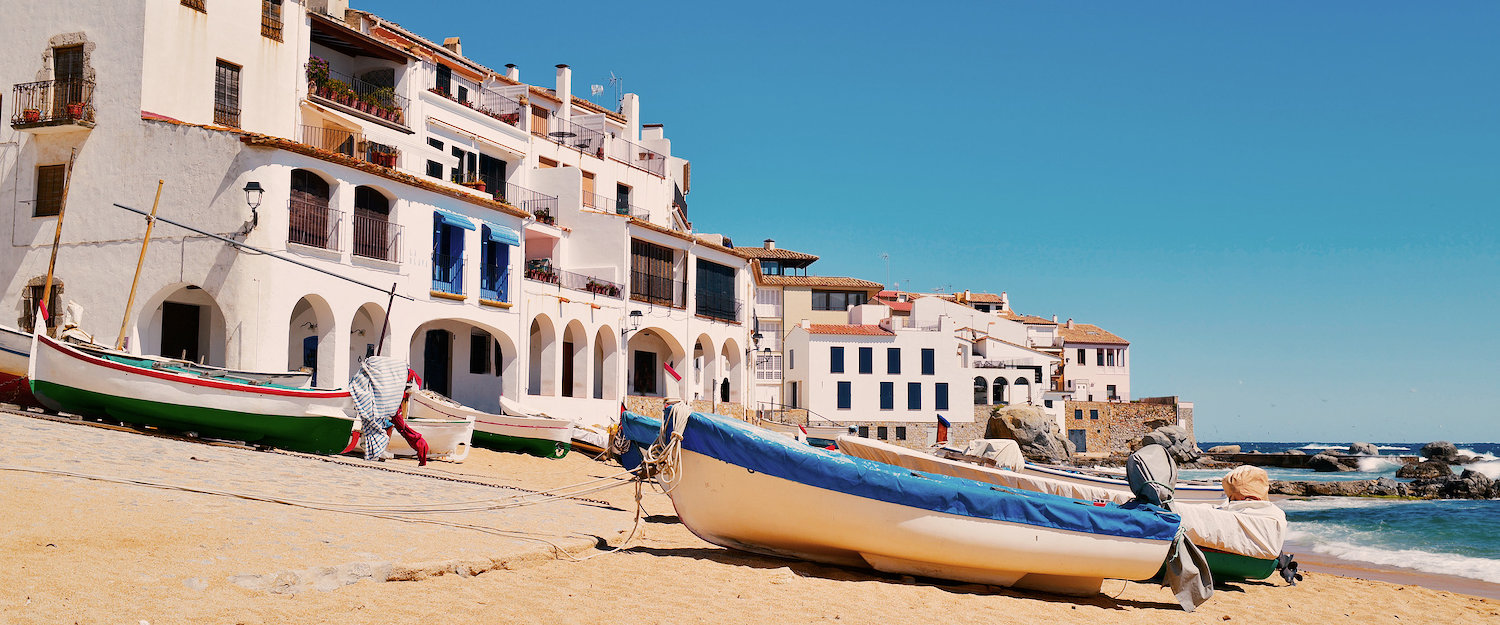 Típicas embarcaciones en Calella de Palafrugell