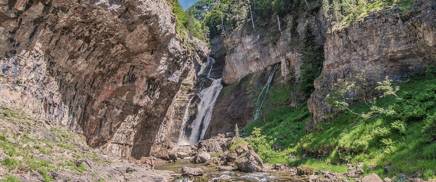 Cascada en los Pirineos