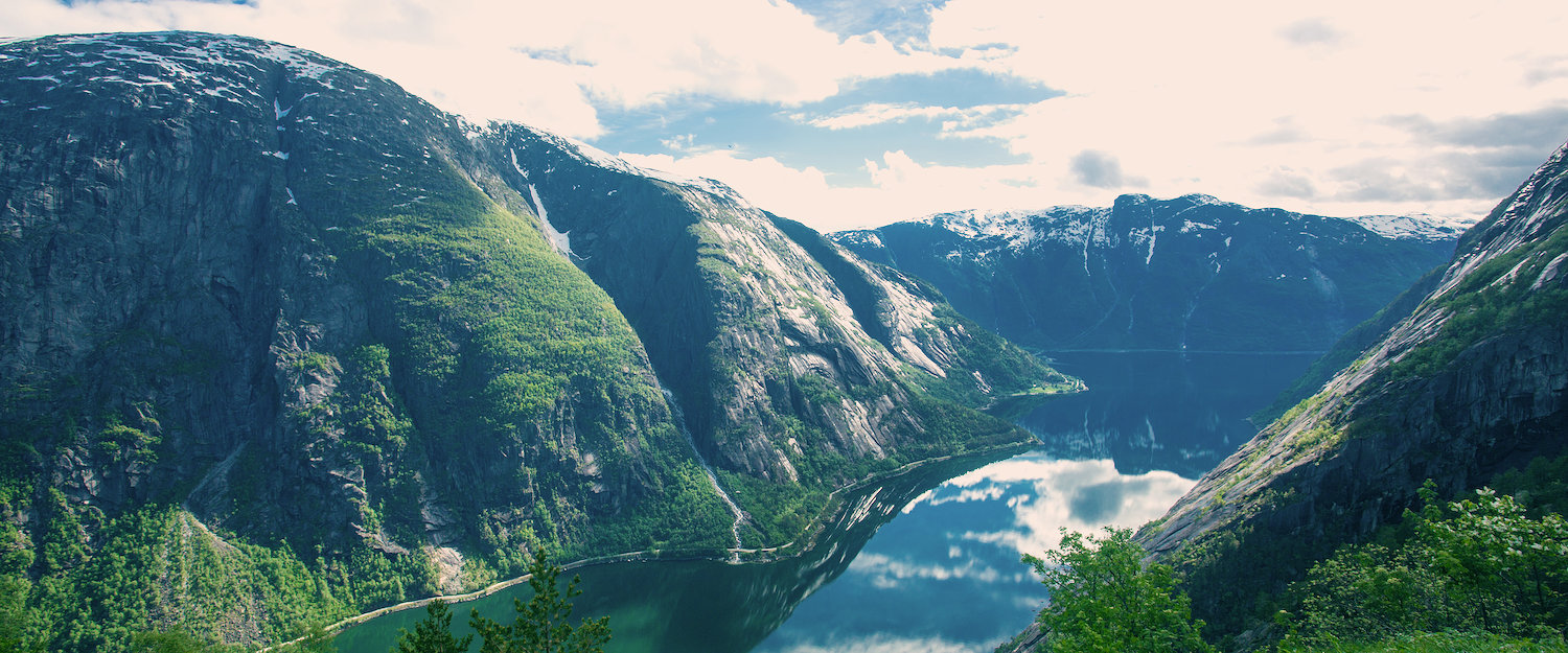 Eidfjorden, en sidefjord til Hardangerfjorden