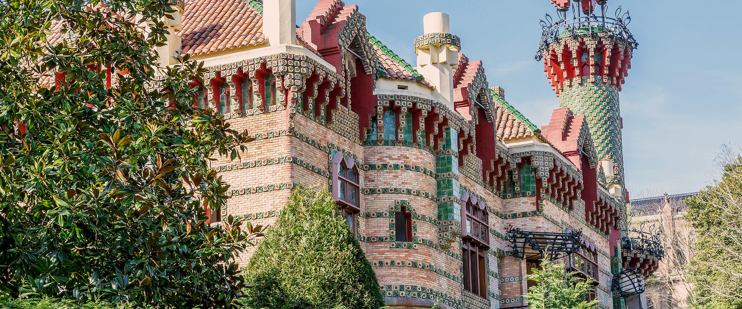 "El Capricho" de Gaudi en Comillas "El Capricho" de Gaudi en Comillas