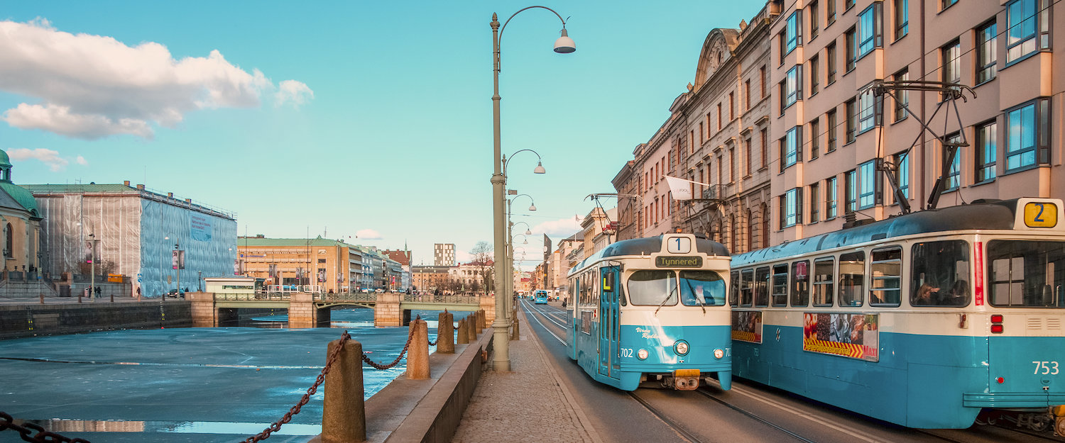 Typisch alte Trambahnen im Zentrum Göteborgs Typisch alte Trambahnen im Zentrum Göteborgs