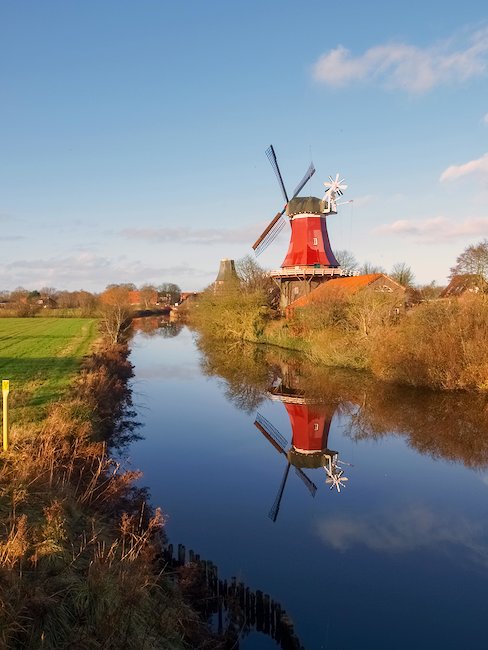 Typische Windmühle in Niedersachsen