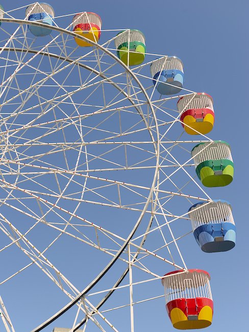 Buntes Riesenrad im Europapark Rust