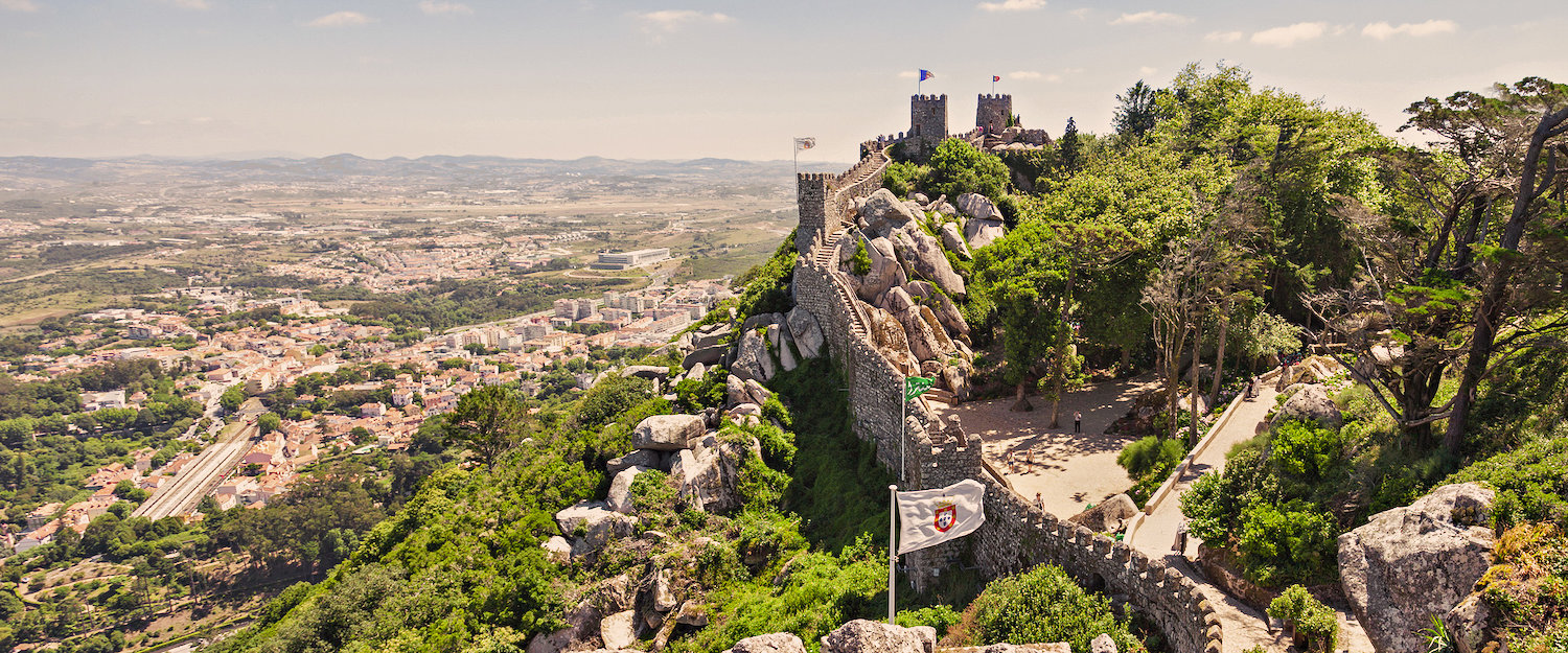 Castelo dos Mouros em Sintra Castelo dos Mouros em Sintra