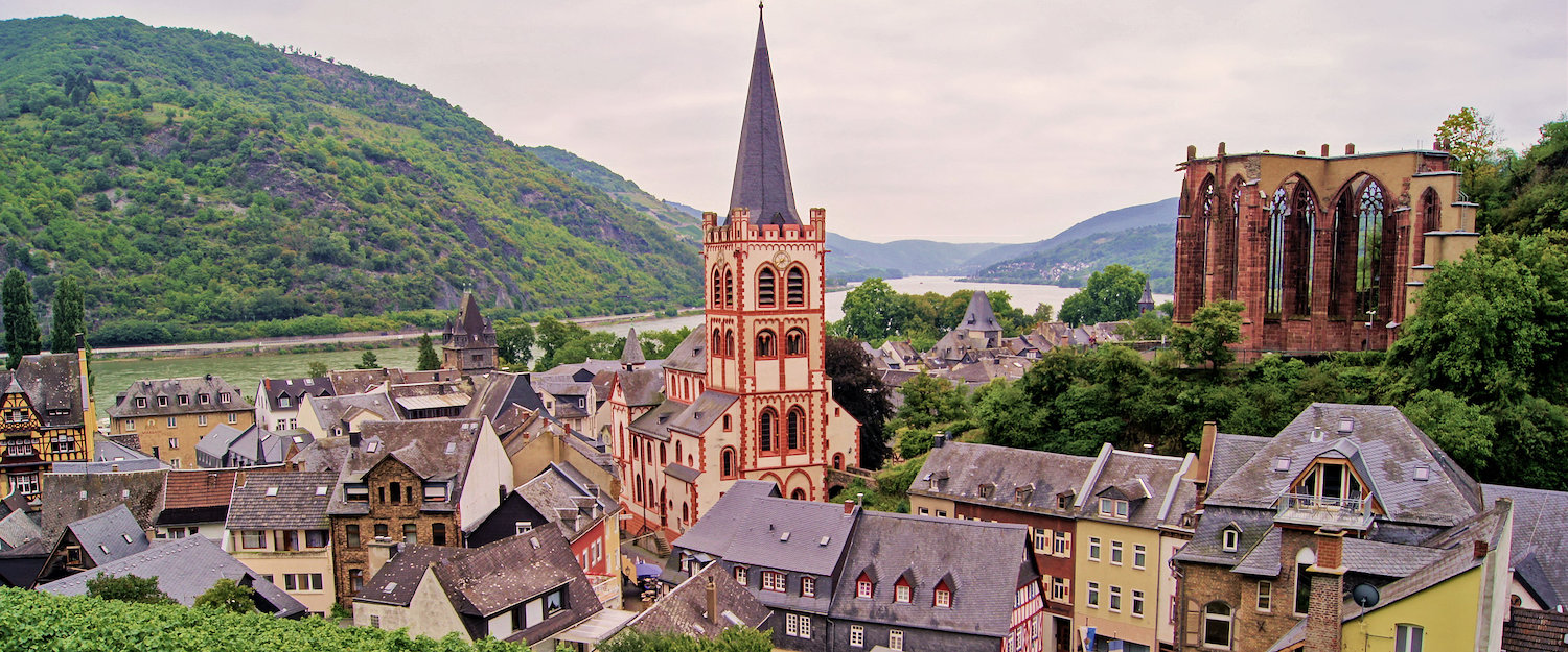 Blick auf die Weltkulturerbe-Stadt Bacharach Blick auf die Weltkulturerbe-Stadt Bacharach