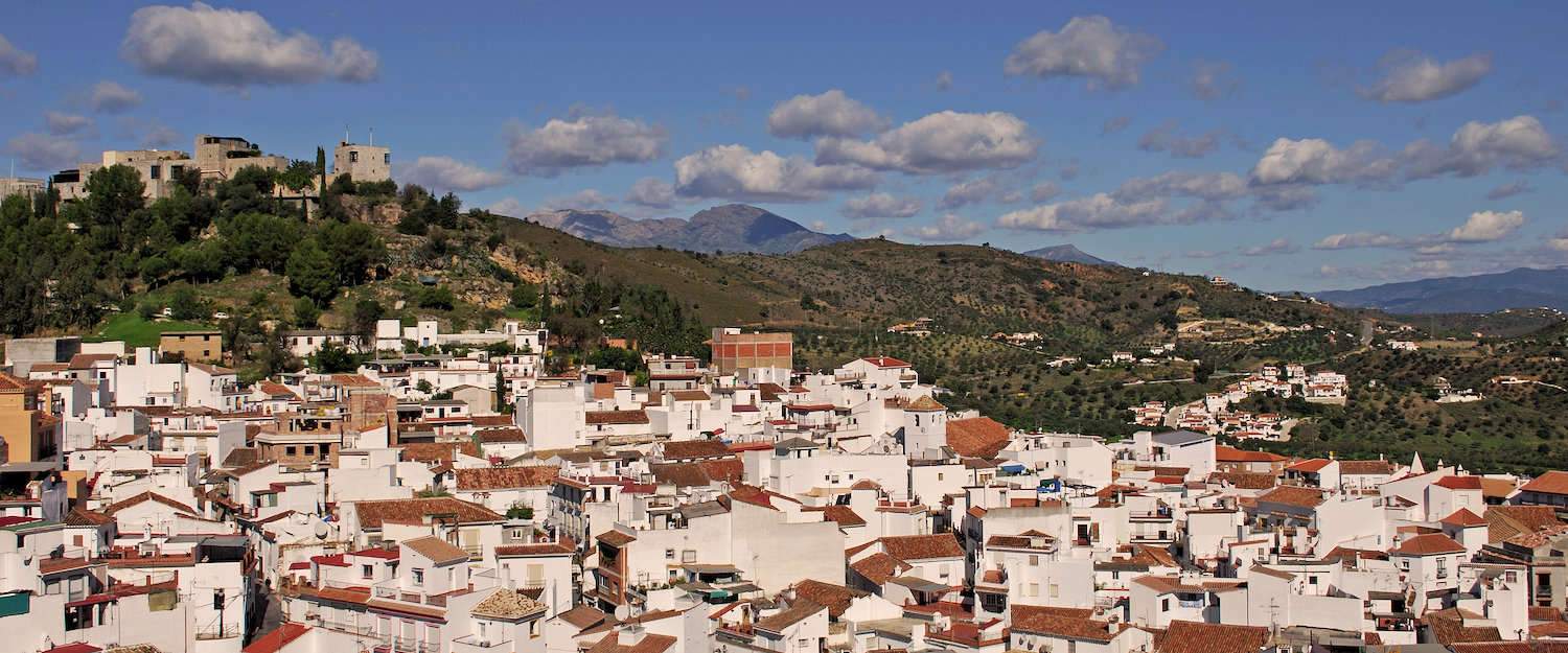 Vistas del pueblo blanco de Monda Vistas del pueblo blanco de Monda