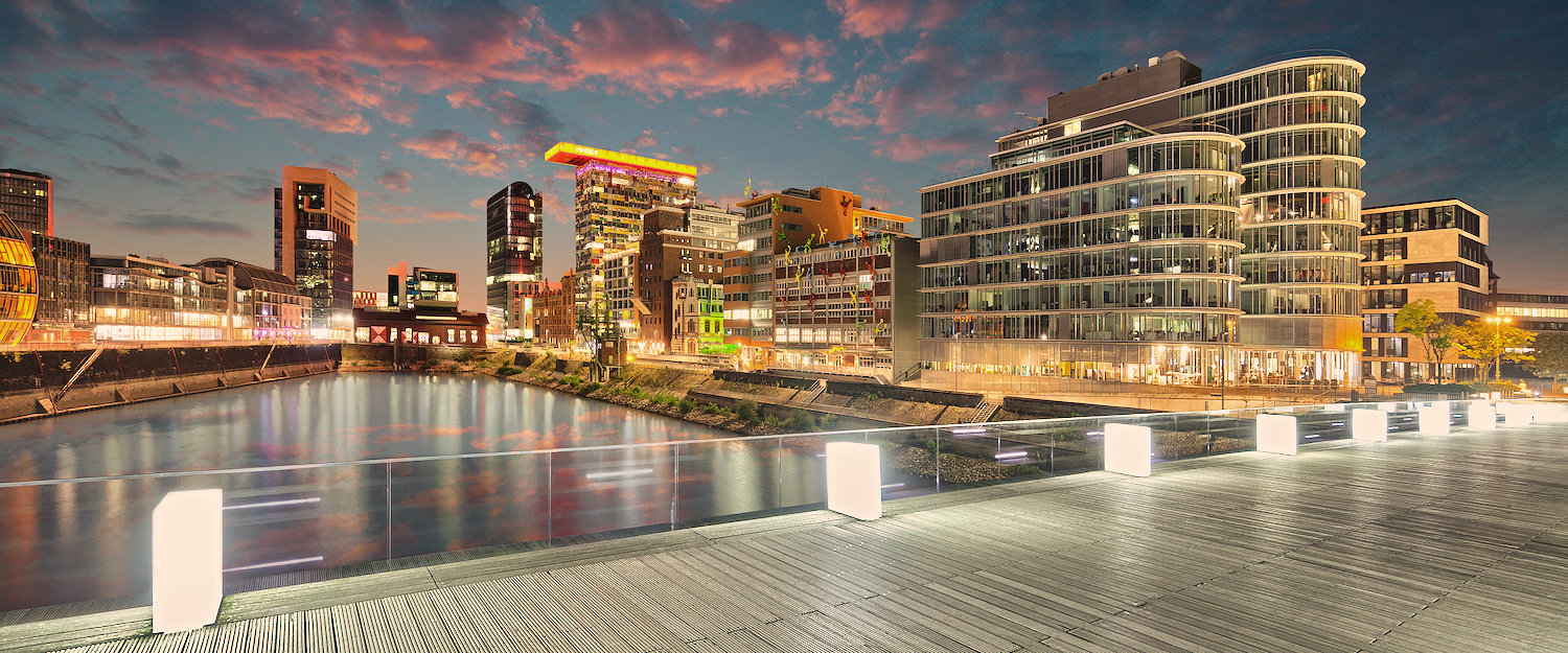 Medienhafen in Düsseldorf bei Nacht Medienhafen in Düsseldorf bei Nacht