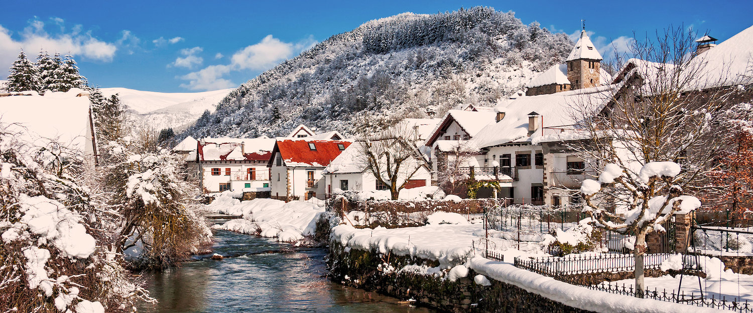 Ochagavía, preciosa bajo la nieve