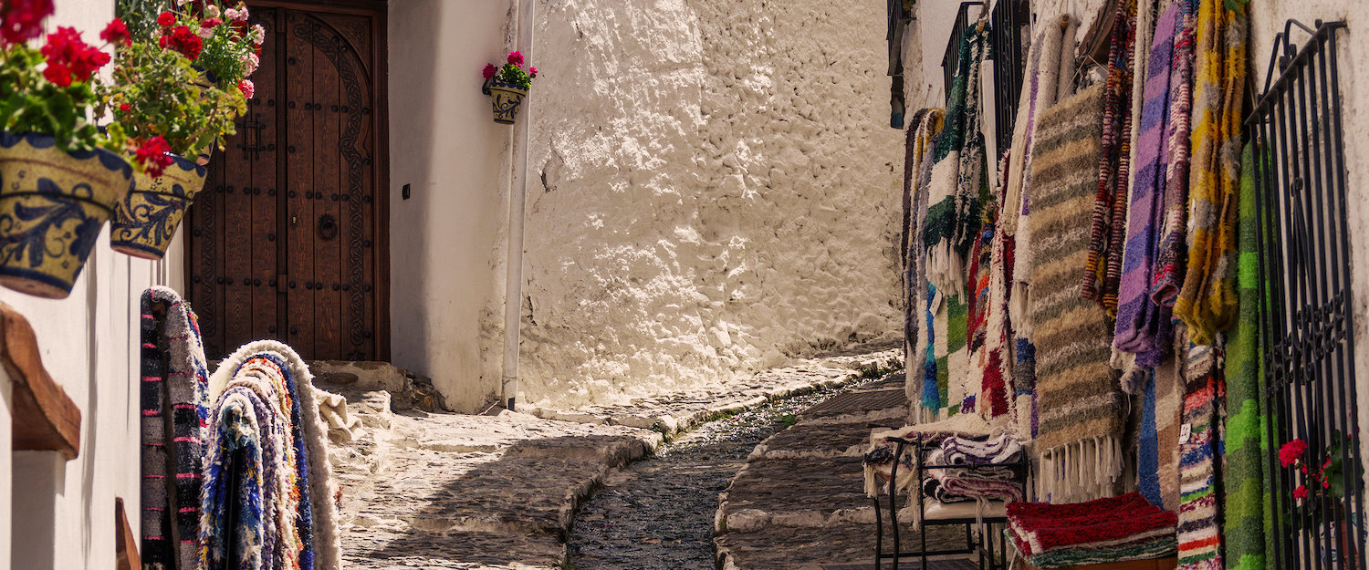 Las calles típicas alpujarreñas