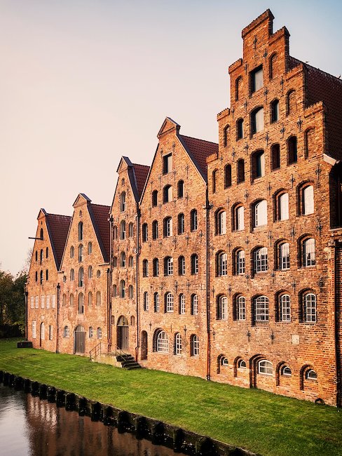 Alte Backsteinhäuser