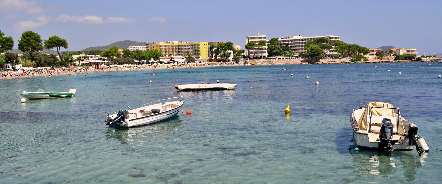 Vista de la playa Es Canar