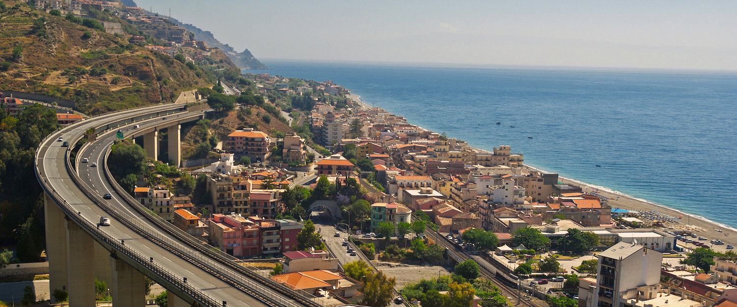 Vista panoramica della costa. Vista panoramica della costa.