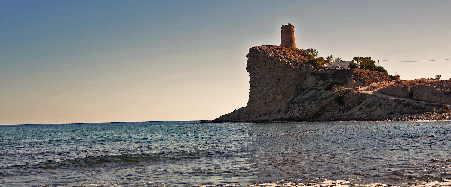 El mar y la torre del Charco El mar y la torre del Charco
