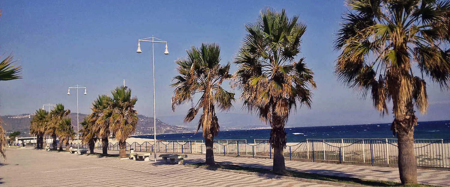 Lungomare Soverato. Lungomare Soverato.