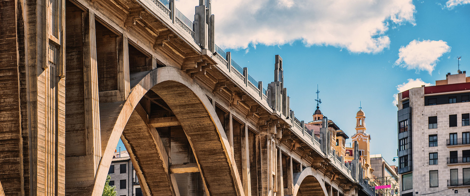 El puente de Sand Jordi en Alcoy El puente de Sand Jordi en Alcoy