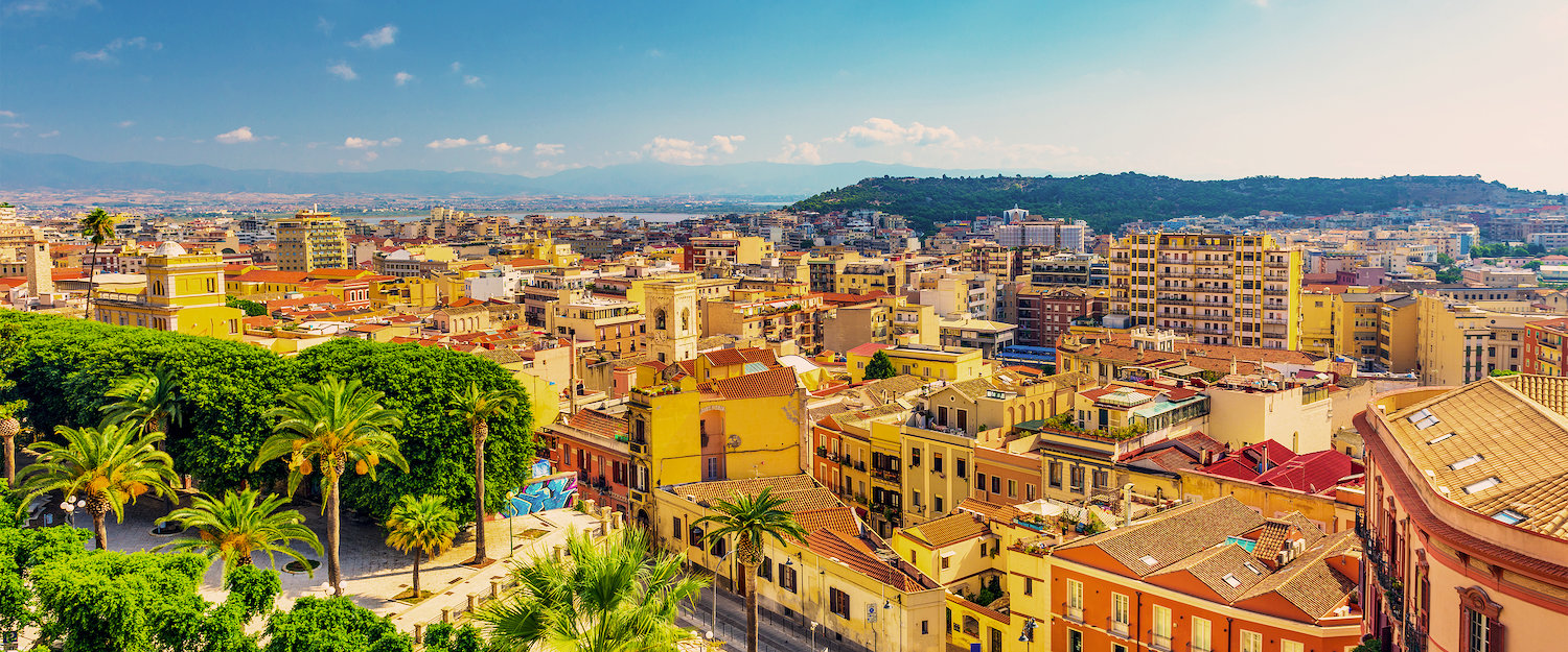 Vista panoramica su Cagliari. Vista panoramica su Cagliari.
