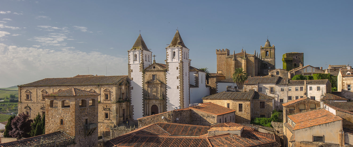 El casco antiguo de Cáceres El casco antiguo de Cáceres