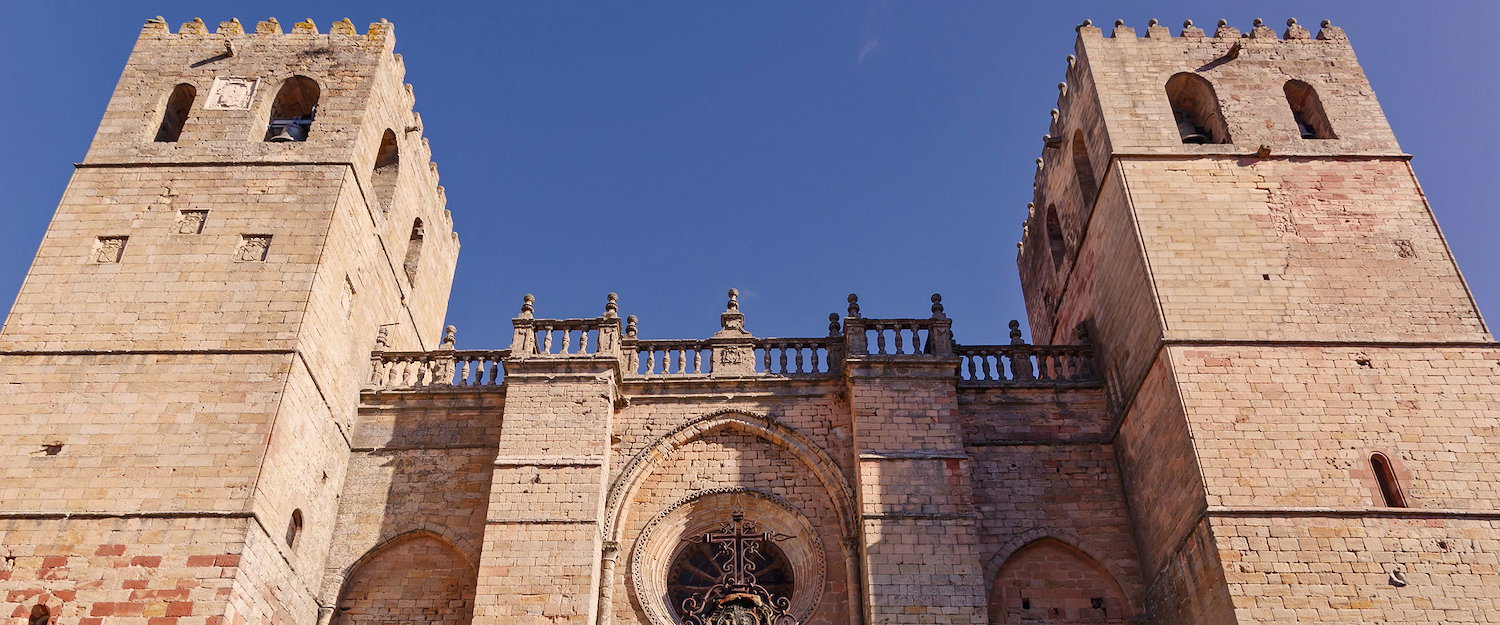 La fachada de la Catedral de Sigüenza