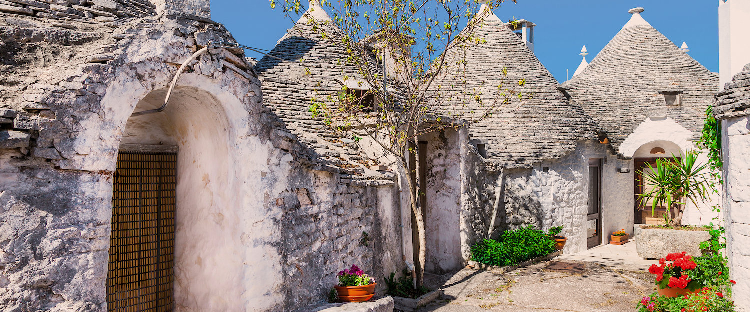 Trulli. Trulli.