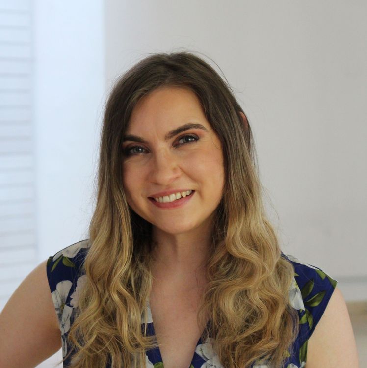 hannah downes seo pr manager holidu uk booking platform.JPG